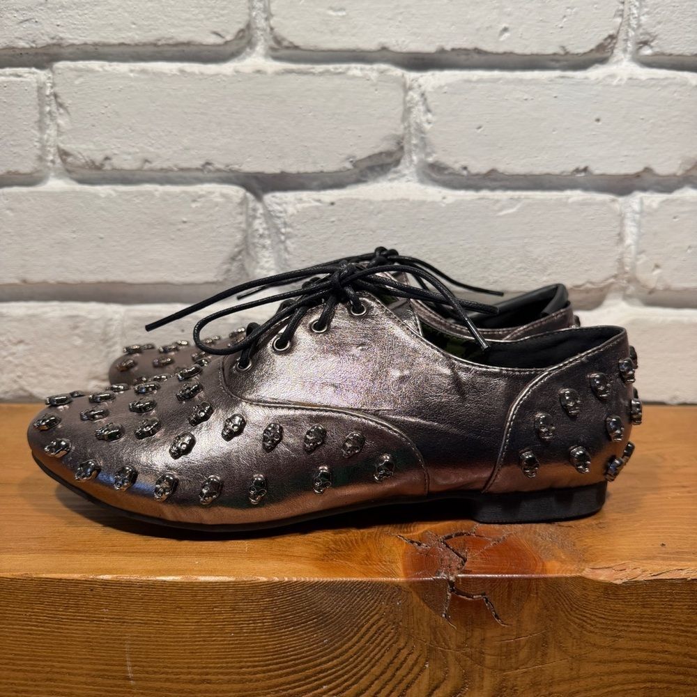 Iron Fist Skull Stud Oxford Flats 8 NIB 💀 Metallic Black Goth Punk Statement NIB